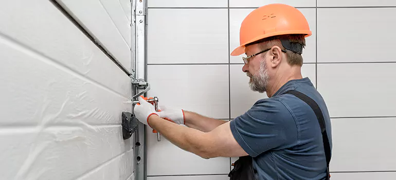 Commercial Garage Door Repair in Altamonte Springs, FL