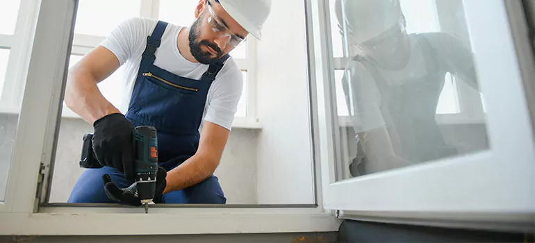 Replace Broken Window Pane in Altamonte Springs, FL
