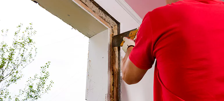 Residential Accordion Door Repair in Altamonte Springs, FL