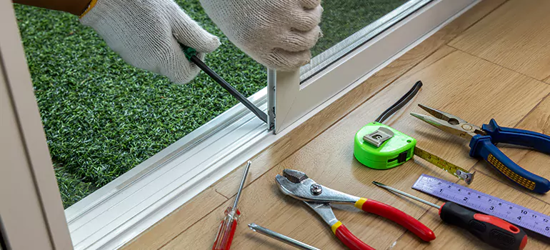 Window Hinge Repair in Altamonte Springs, FL